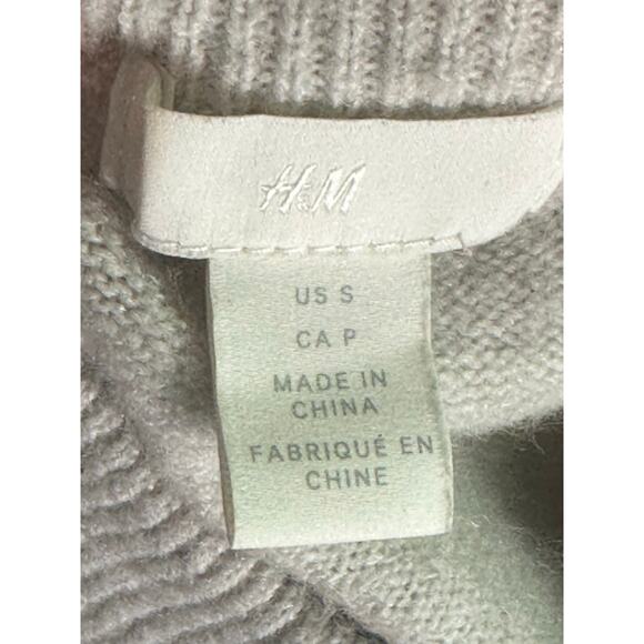 H&M cream beaded sparkle silver studs sweater size Small - Picture 3 of 15
